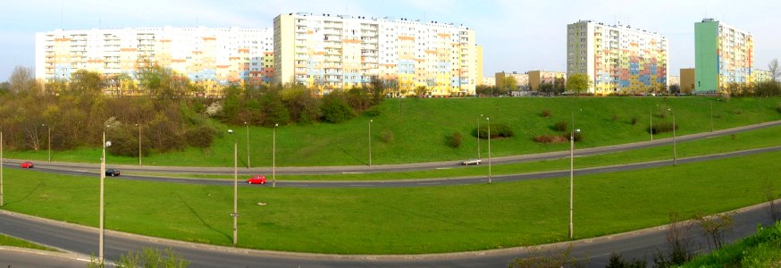 Wyżyny widok znad al JPII 2005b