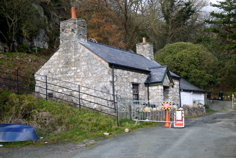 Wyddfid Farm Cottage