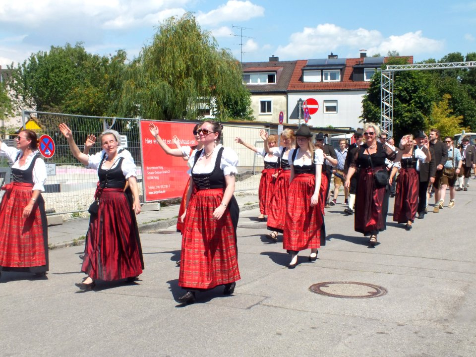 Wzwz karlsfeld festumzug 13 17