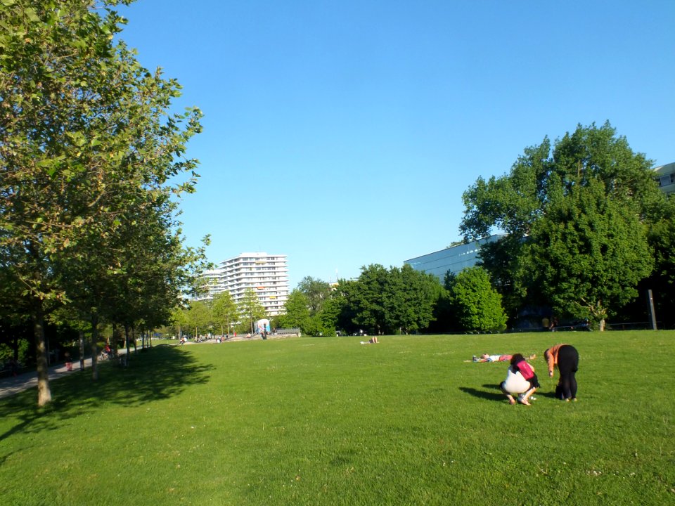 Wzwz munich petuelpark 04a