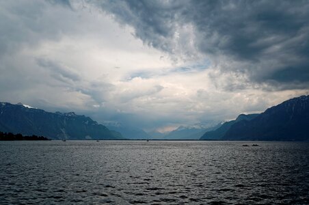 Leman water clouds photo