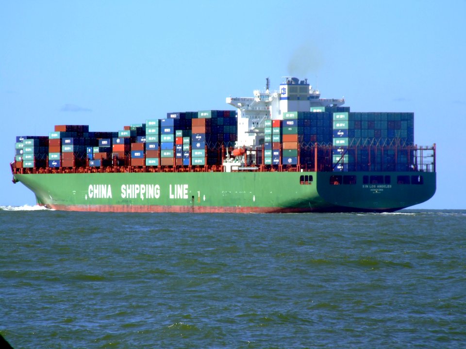 Xin Los Angeles 12, leaving Port of Rotterdam, Holland 29-Aug-2007