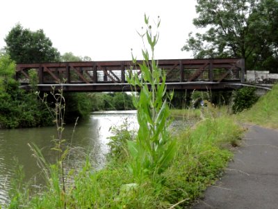 Xures (M-et-M) pont du canal de la Marne au Rhin