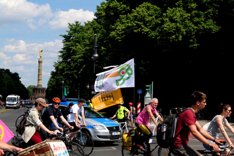 XR cycle demonstration Berlin Großer Stern to Rotes Rathaus 2020-06-17 12