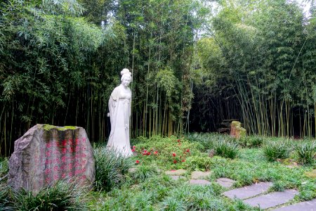 Xue Tao statue - Wangjianglou Park - Chengdu, China - DSC05907