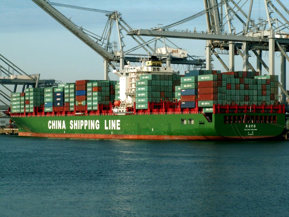Xin Lian Yun Gang, at the Amazone harbour, Port of Rotterdam, Holland 24-Jan-2006