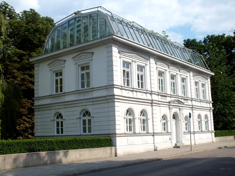 Wzwz schwabing 29 koeniginstrasse 44