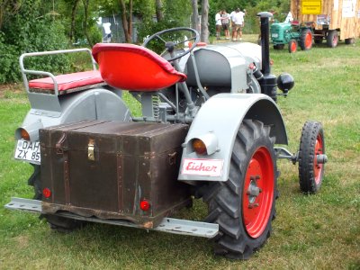 Wzwz traktor 5d