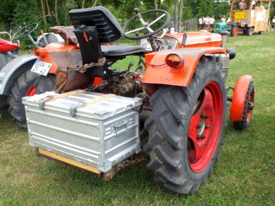 Wzwz traktor 7e