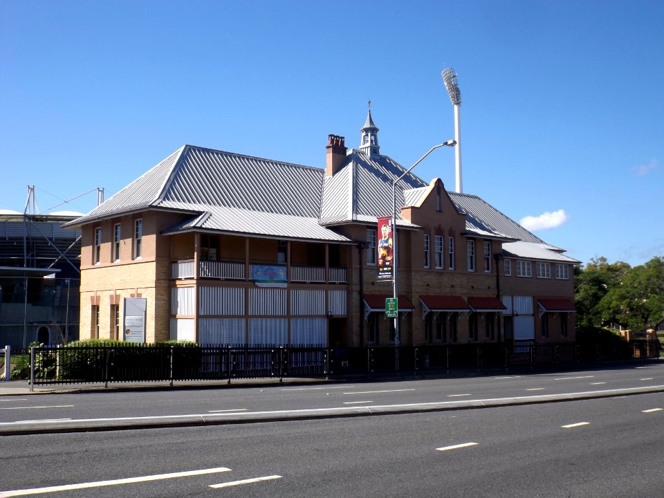 Woolloongabba Police Station 2