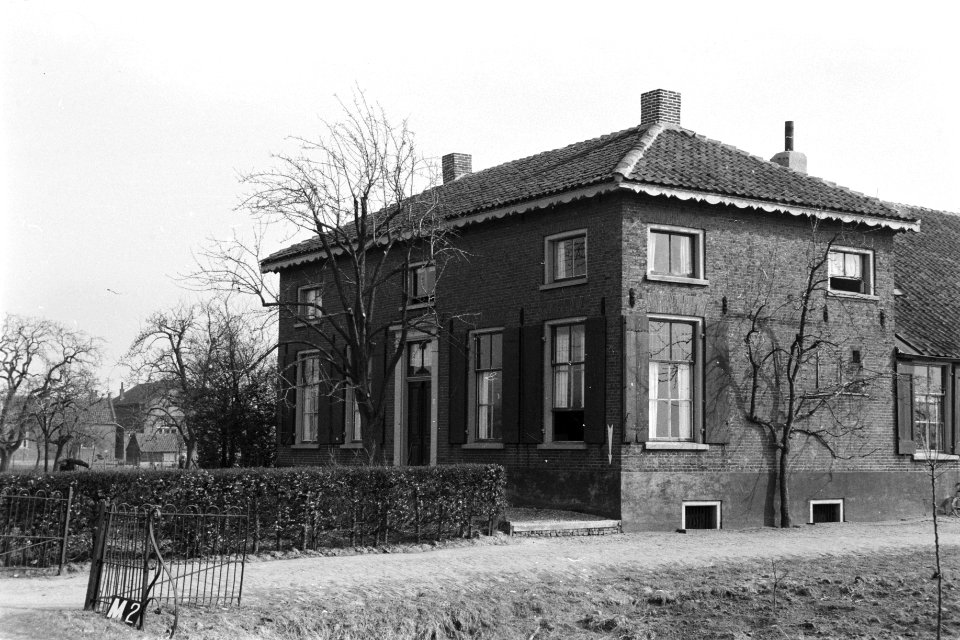 Woonhuis van boerderij te Maurik (ruiverkaveling Maurikse Wetering), Bestanddeelnr 170-1851