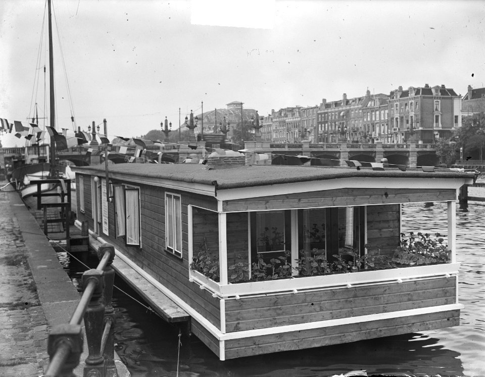 Woonark in Amstel, Bestanddeelnr 903-9762
