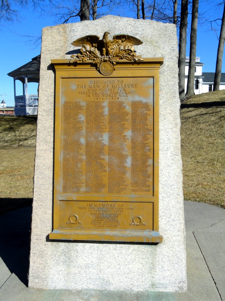 World War I Monument - Millbury, MA - DSC04610