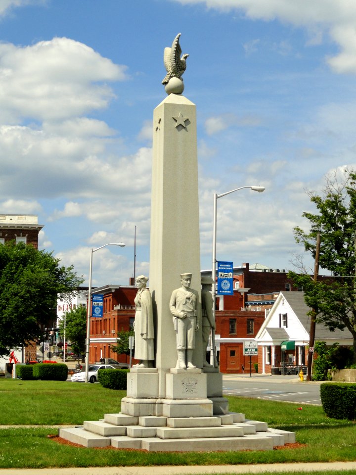 World War I Monument - Gardner, MA - DSC00895