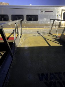 Woodside LIRR station ramps for passengers over tracks