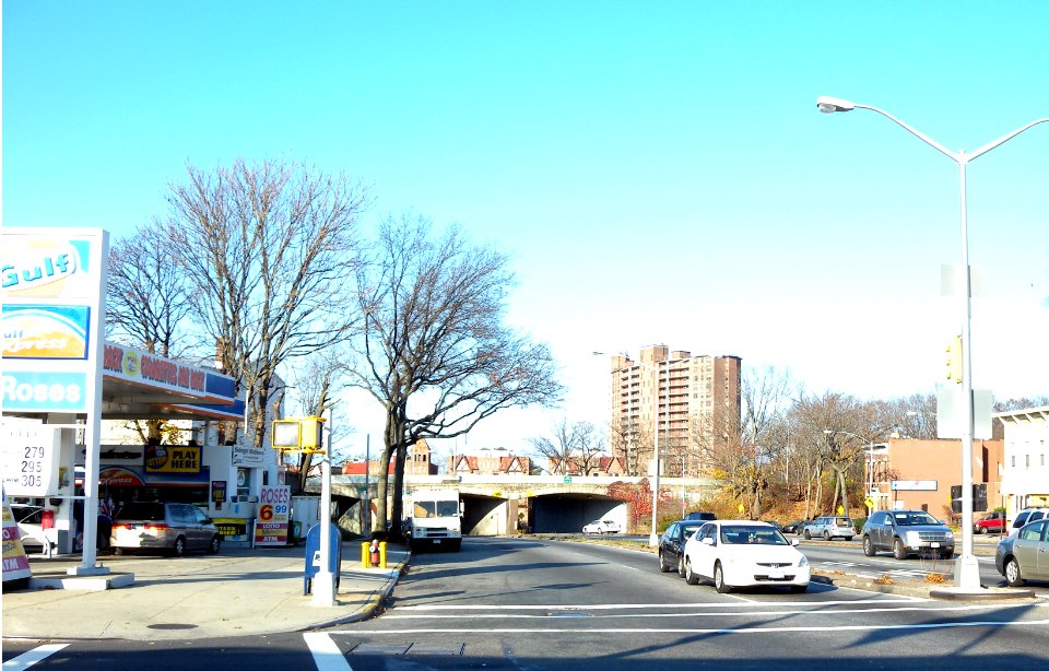 Woodhaven Blvd Myrtle jeh