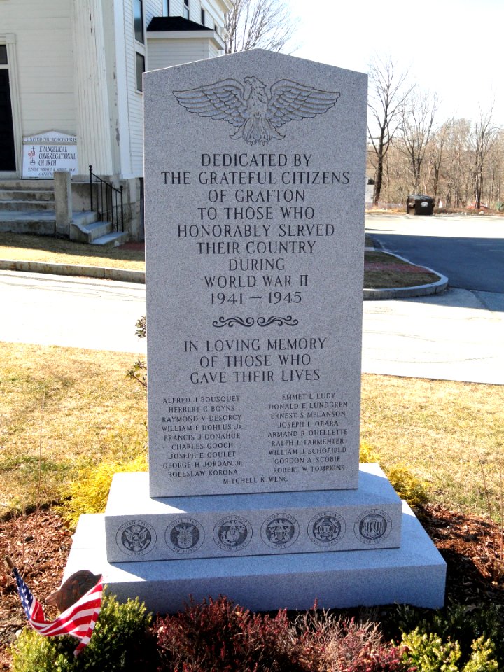 World War II Memorial - Grafton, MA - DSC04517