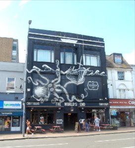 Worlds End pub, 60–61 London Road, Brighton (July 2019) (4) photo