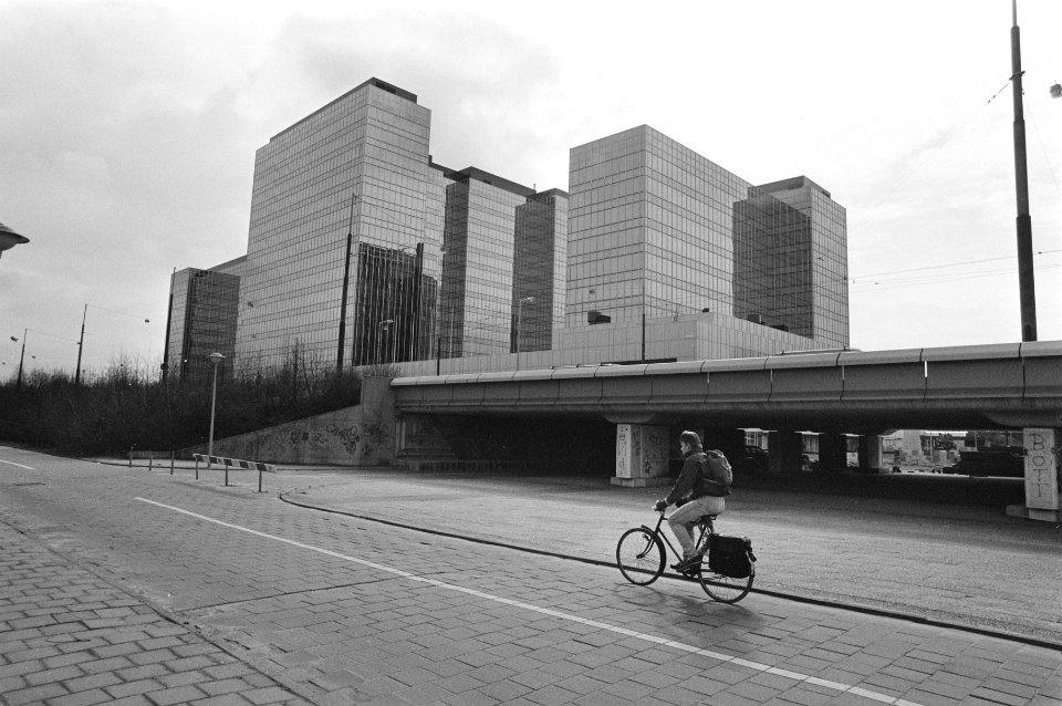 World Trade Center in Amsterdam wordt aanstaande maandag geopend exterieur, Bestanddeelnr 933-2806
