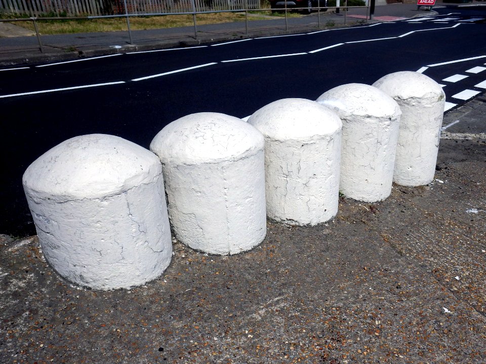 World War 2 Anti-tank Cylinders, Sidley