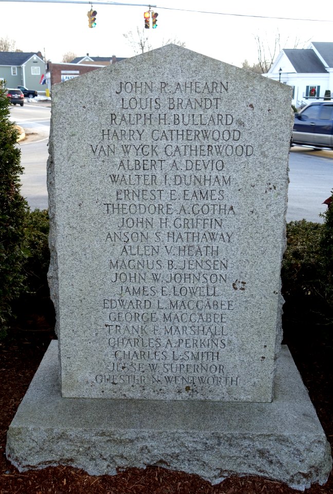 World War I Memorial - Paxton, Massachusetts - DSC08353
