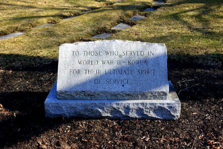 World War II & Korean War Memorial - Mt. Pleasant Cemetery - Arlington, MA - DSC08638