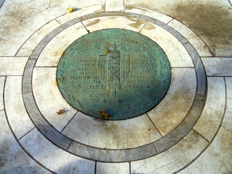 World War I memorial, detail - Uxbridge, Massachusetts - DSC02801