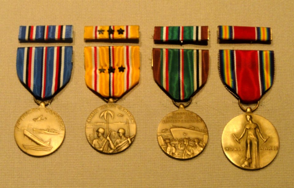 World War II service medals, 1942-1947 - National Museum of American History - DSC06247
