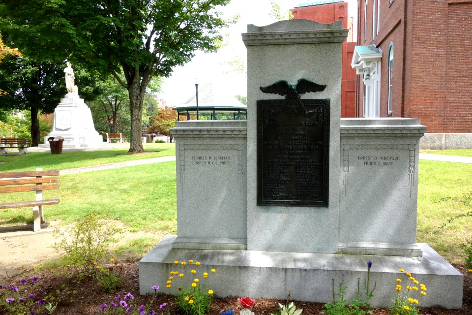 World War I Memorial - St. Johnsbury, Vermont - DSC04171