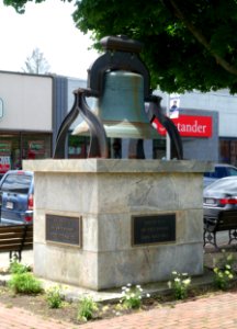 World War II and Viet-Nam Veterans memorial - Leominster, Massachusetts - DSC06174