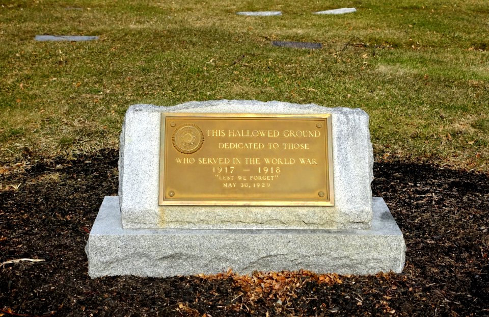 World War I Memorial - Mt. Pleasant Cemetery - Arlington, MA - DSC08642