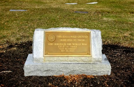 World War I Memorial - Mt. Pleasant Cemetery - Arlington, MA - DSC08642