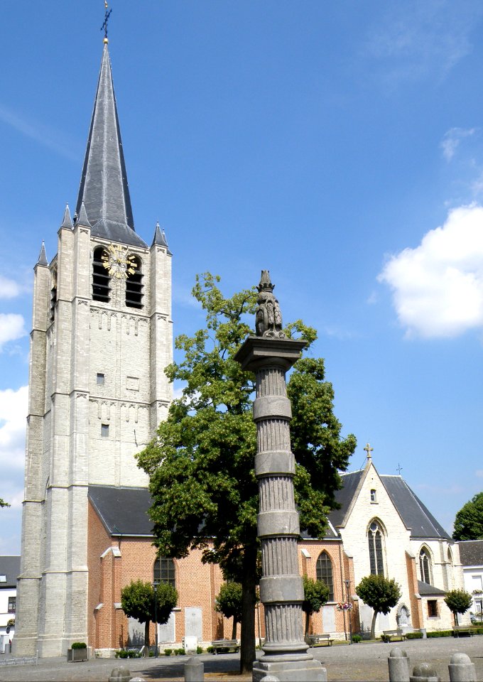 Wommelgem Sint-Pieters- en Pauluskerk 5