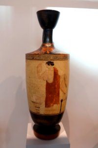Woman with balls of wool, lekythos, by the Pan Painter or Brygos Painter, Attic Greek, . 470 BC, white-ground terracotta - Sackler Museum - Harvard University - DSC01792