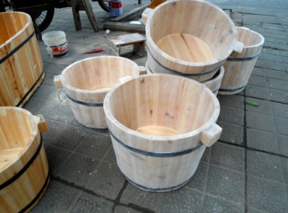 Wooden bathtubs for children and infants - 05 photo
