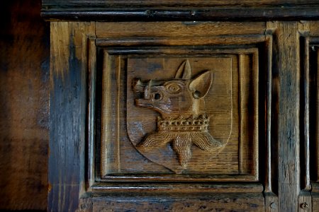 Wood panelling in the Parlour or Dining Room, Haddon Hall - Bakewell, Derbyshire, England - DSC02622