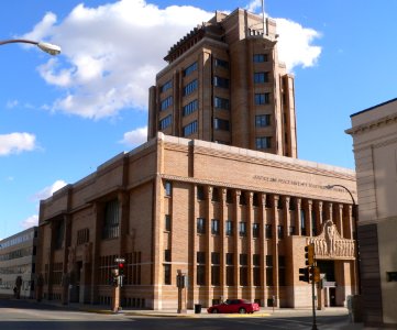Woodbury County Courthouse from NW 1