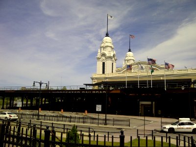 WorcesterMA UnionStn bus stand-1