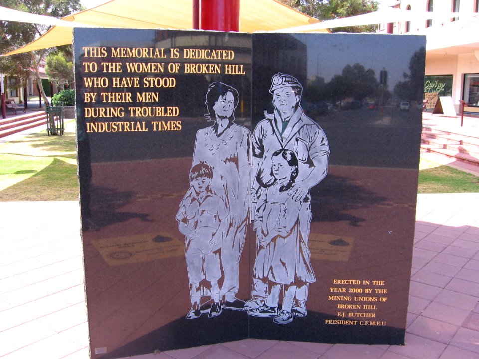 Women of Broken Hill memorial