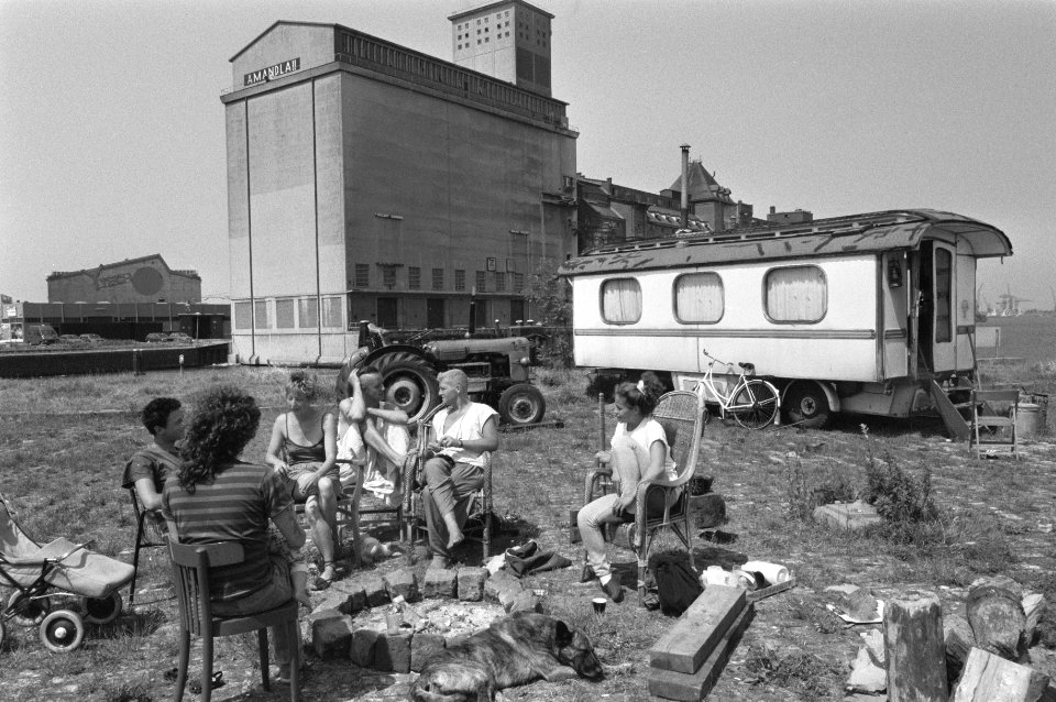 Woonwagens bij het Stenen Hoofd te Amsterdam, Bestanddeelnr 934-4684