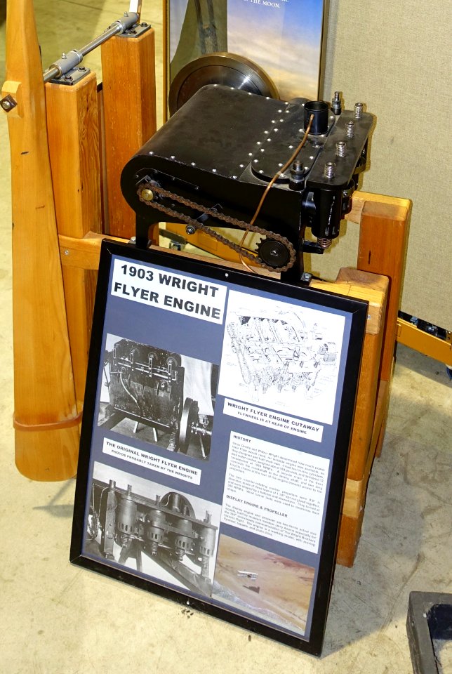 Wright Flyer engine, replica of 1903 model, two-thirds size - Oregon Air and Space Museum - Eugene, Oregon - DSC09868