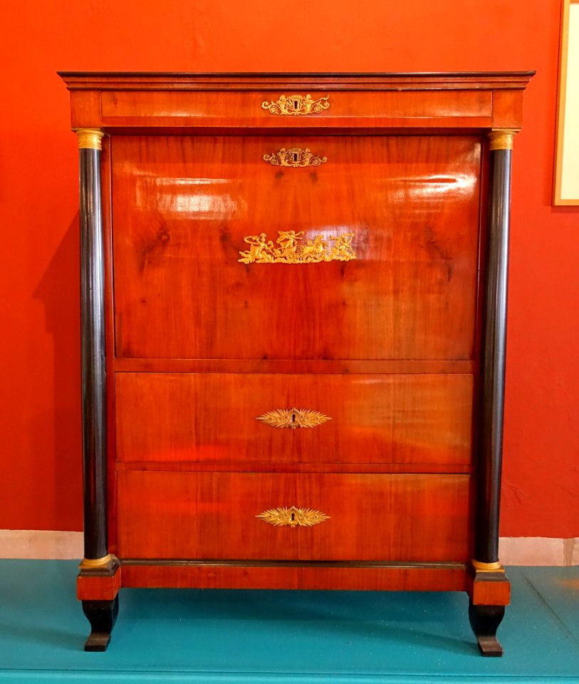 Writing secretaire, Southern Germany, c. 1825, conifer, mahogany, beech and maple veneer, ebony, alabaster, brass - Germanisches Nationalmuseum - Nuremberg, Germany - DSC03056