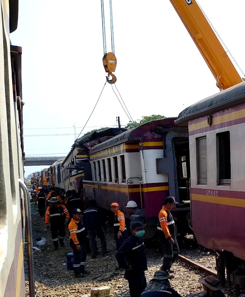 Wreckage at Pak Tho station