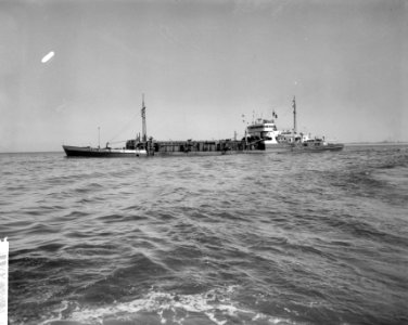 Wrakopruiming tussen pieren IJmuiden, de Engelse zuiger Sea Way, Bestanddeelnr 917-5948