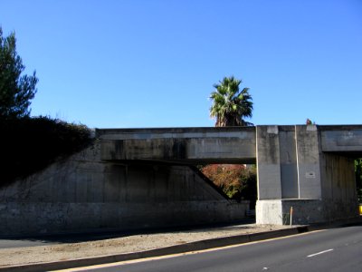 WPRR bridge over Mission Boulevard 2629 02