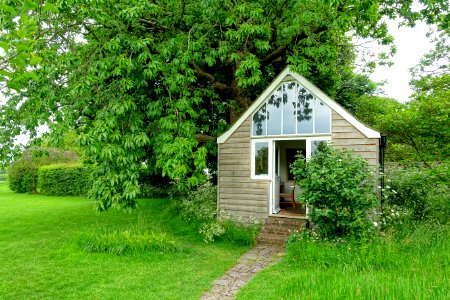 Writer's lodge - Monk's House - Rodmell, East Sussex, England - DSC05275