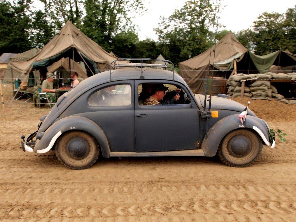 WW2 Volkswagen Beetle LIP WH 37 H pic2