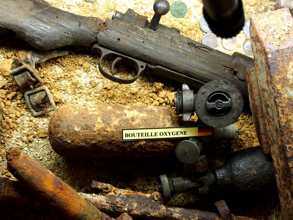 WWI Oxygen bottle, Bouteille oxygene, Musée Somme 1916