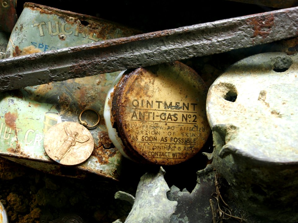 WWI Ointment Anit-Gas No2, Musée Somme 1916