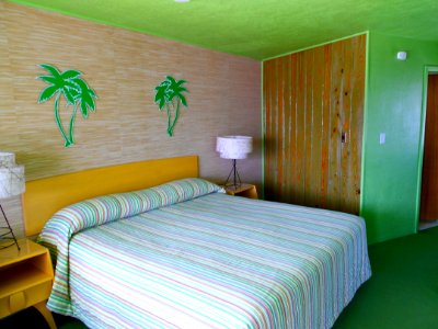 WWHD Caribbean room
